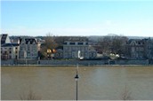 Namur : l'Elysette, rsidence du gouvernement wallon, au bord de la Meuse (Photo Marie-Anne Delahaut, Institut Jules-Destre)